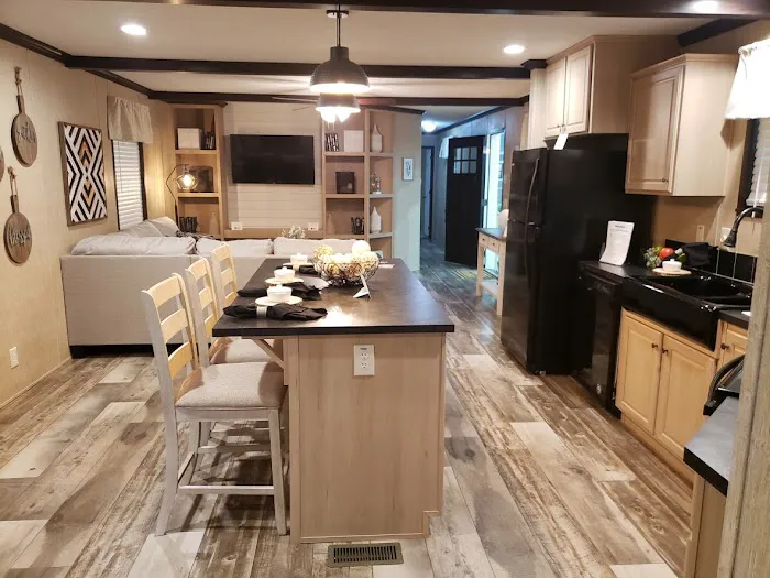 Park West Mobile Home Park Picture 4
