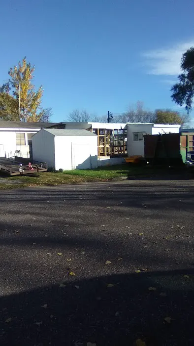 Sherwood Manor Picture 9