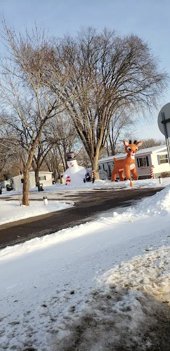 Cloverleaf Manufactured Home Community Picture 2