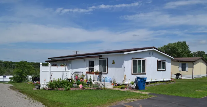 St Joseph Manufactured Home Community Picture 8