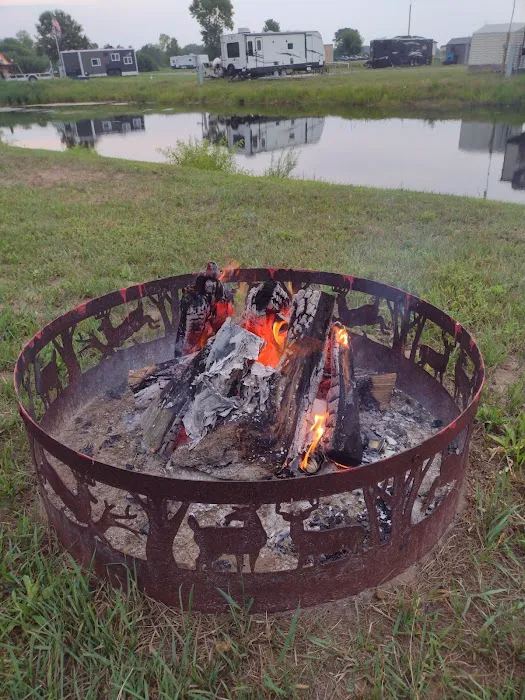 Wealthwood RV Resort Picture 9