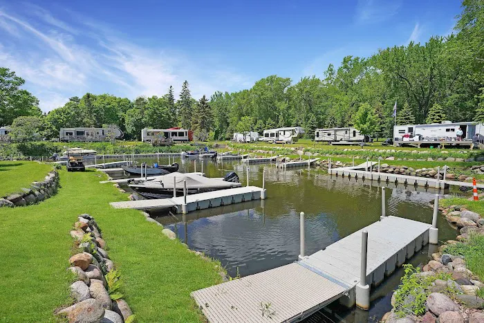 Doc's Harbor RV Picture 1