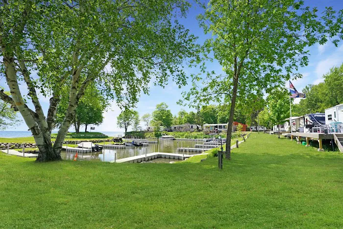 Doc's Harbor RV Picture 5