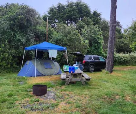 Cleone Grocery Campground