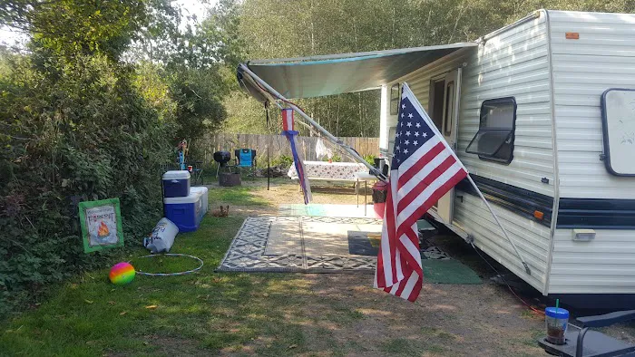 Cleone Grocery Campground Picture 10
