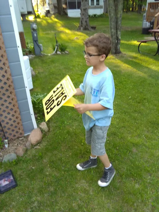 Sissebagamah RV Resort on Bay Lake Picture 3