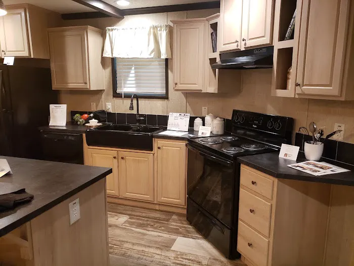 Suburban Mobile Home Park Picture 10