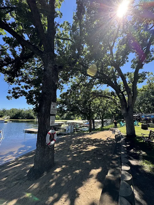 Royal Oaks RV Resort Picture 7