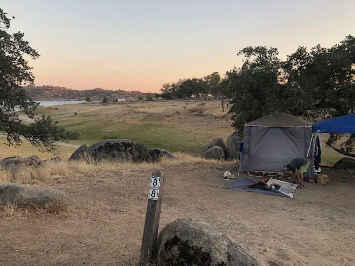 Valley Oak Campground Picture 8