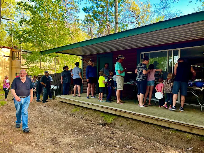 Rager's Acres Seasonal RV Park Picture 8