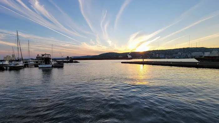 Lakehead Boat Basin Picture 4