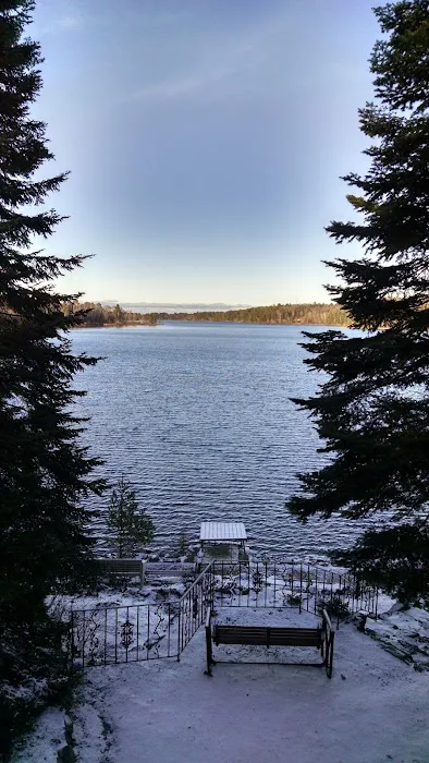 Scenic Lodging Picture 2