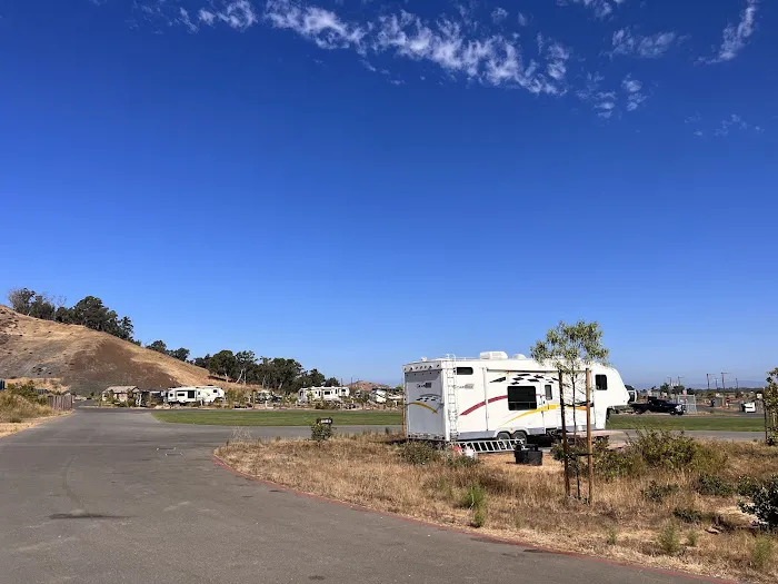 Dumbarton Quarry Campground on the Bay Picture 3