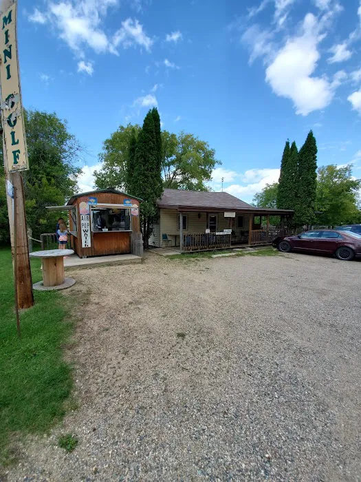 Heartland Trailside (RV Park, Mini Golf, Ice Cream) Picture 2