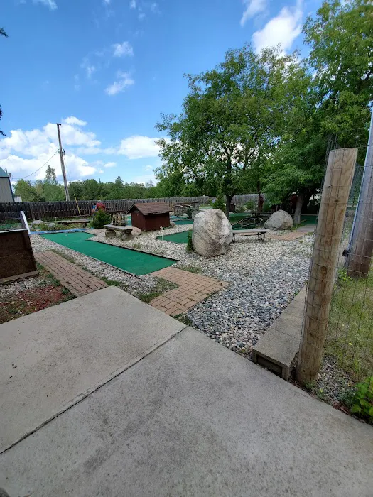 Heartland Trailside (RV Park, Mini Golf, Ice Cream) Picture 7