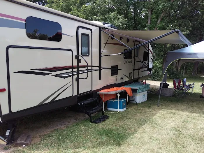 Trails RV Park Picture 1