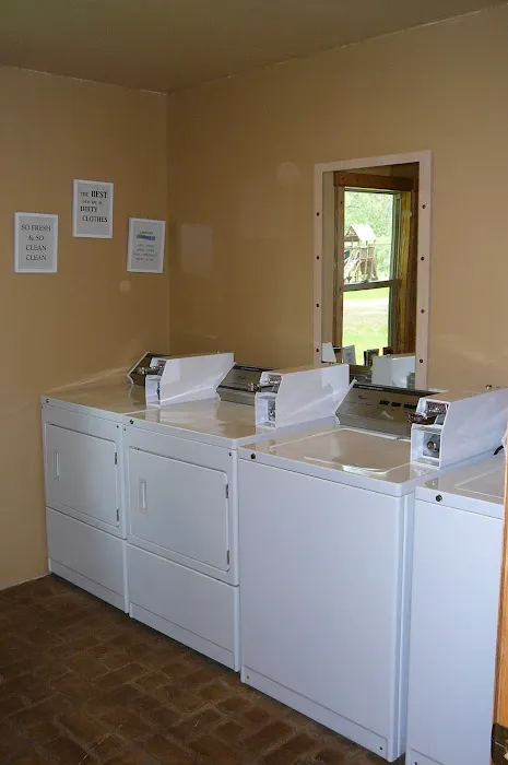 Big Pines RV Park Picture 5