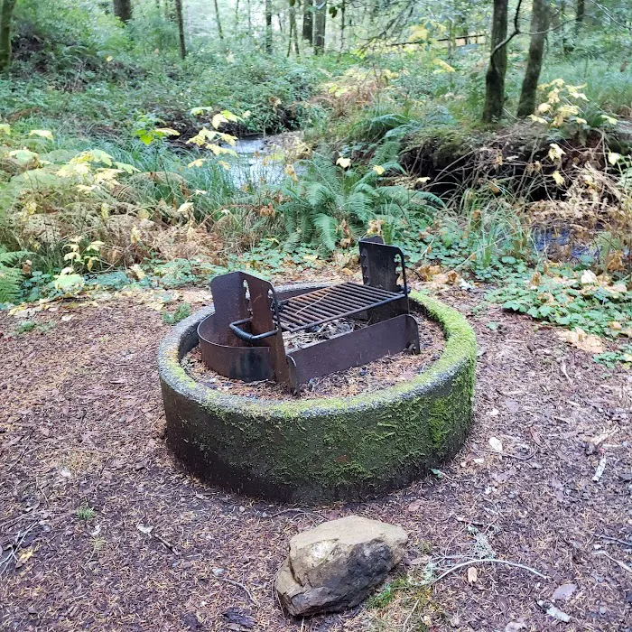 Nadelos Campground Picture 2