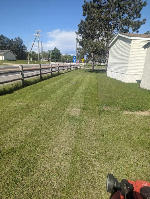 Hillcrest Manor MHC Picture 7