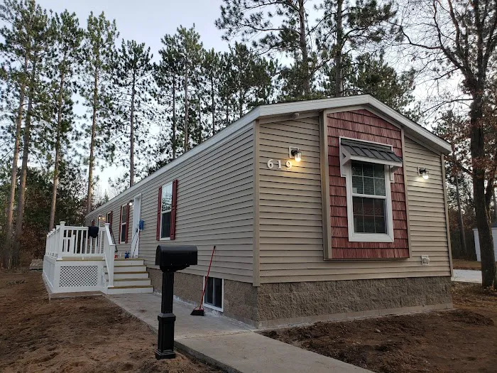 Skyline Village Mobile Home Park Picture 7