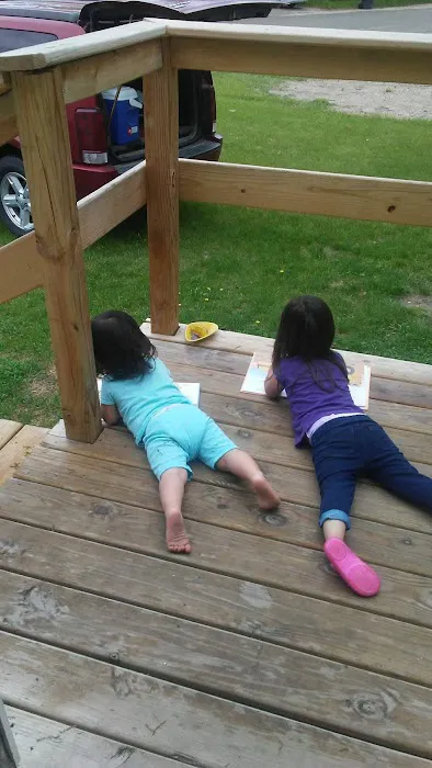 Skyline Village Mobile Home Park Picture 5