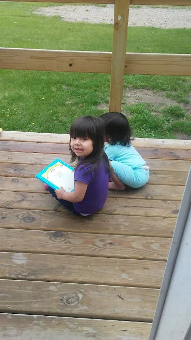 Skyline Village Mobile Home Park Picture 10