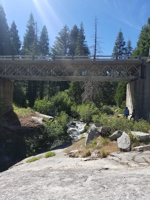 Whiskers Campground Picture 5