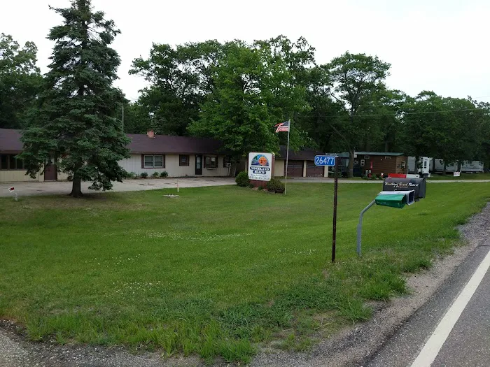 Woodland Beach Resort and Campground Picture 2