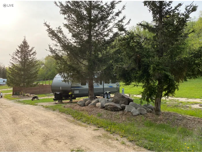 Maplewood RV Park and Camp Picture 5