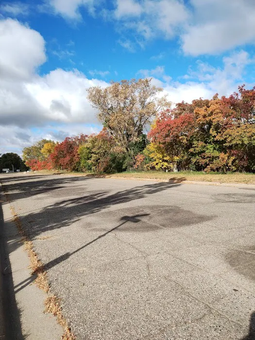 Green Acres Mobile Home & RV Park Picture 6