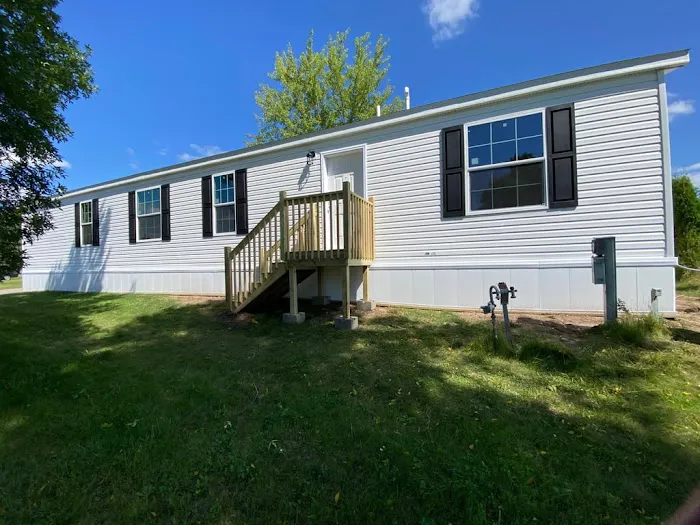 Alexandria Estates Picture 8