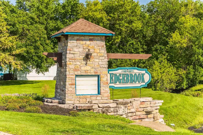Edgebrook Picture 2