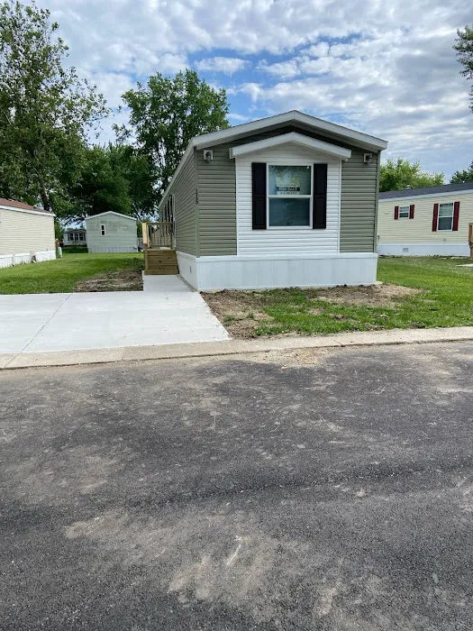 Rolling Green Estates Picture 4