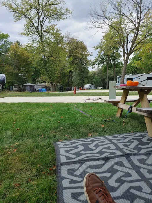 Coachman's Terrace Manufactured Home Community Picture 4