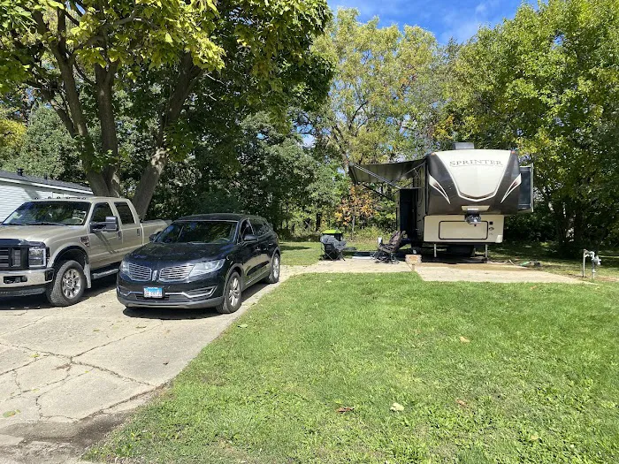Clinton Estates Picture 6