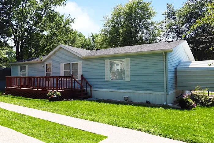 Park City Manufactured Housing Community Picture 1