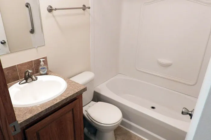 Park City Manufactured Housing Community Picture 3