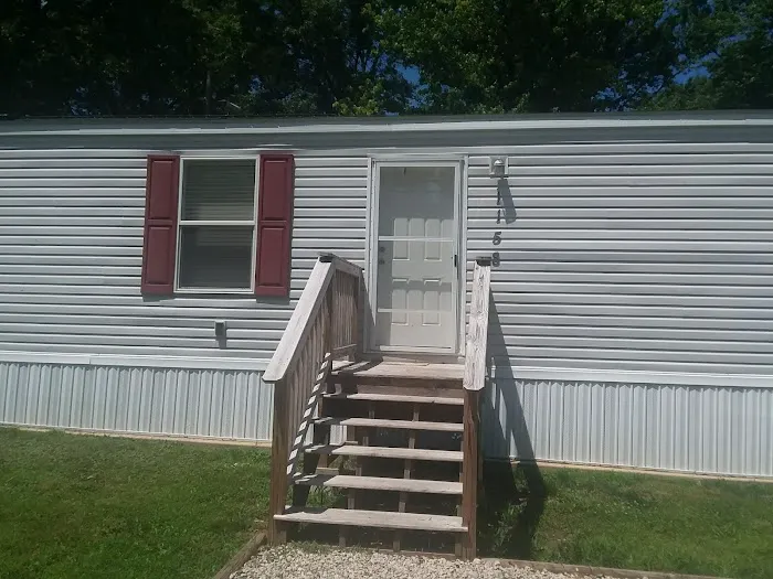 Decatur Estates Picture 3