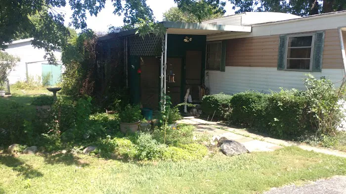 Lincoln Terrace Picture 10