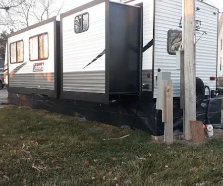 Tom & Carol's RV Park