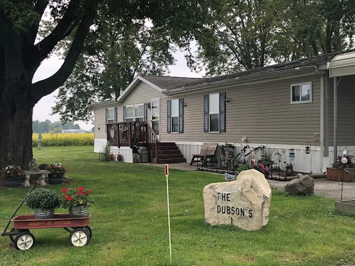 The Oaks Mobile Home Park Picture 2