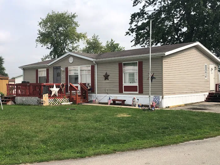 The Oaks Mobile Home Park Picture 10