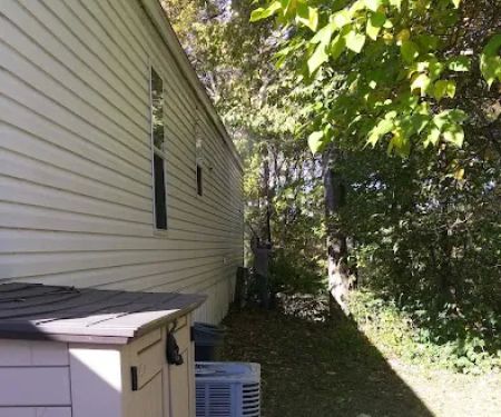 Woodland Acres Pointe Mobile Home Park