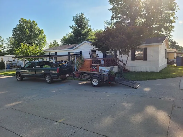 Charter Oaks Mobile Home Park Picture 7