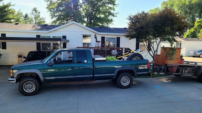 Charter Oaks Mobile Home Park Picture 10