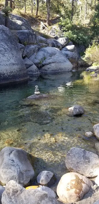 Lower Dinkey Creek Campground Picture 8