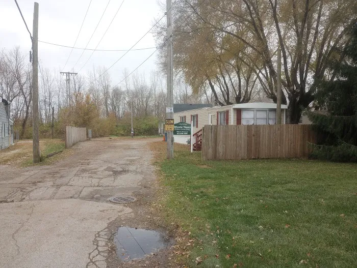 R.V. park Willowtrails Picture 2