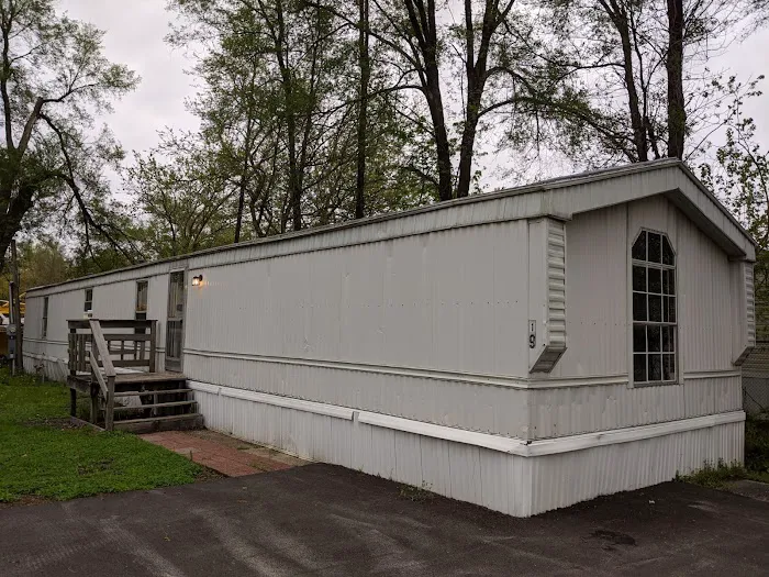 Sunset Park Mobile Home Community Picture 5