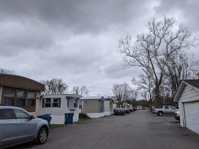 Sunset Park Mobile Home Community Picture 2