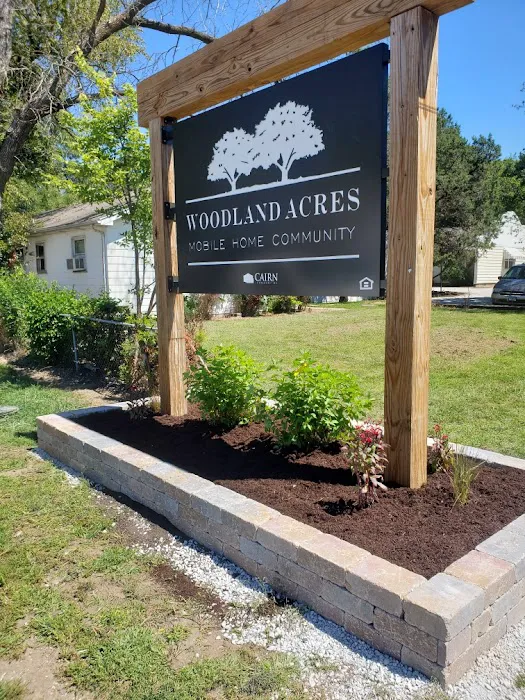 Woodland Acres Mobile Home Park Picture 3
